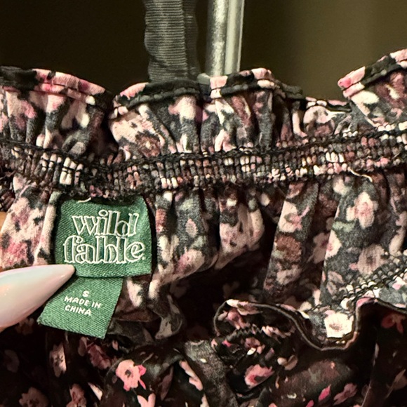 Wild Fable Black and Pink Floral Blouse - Picture 2 of 3